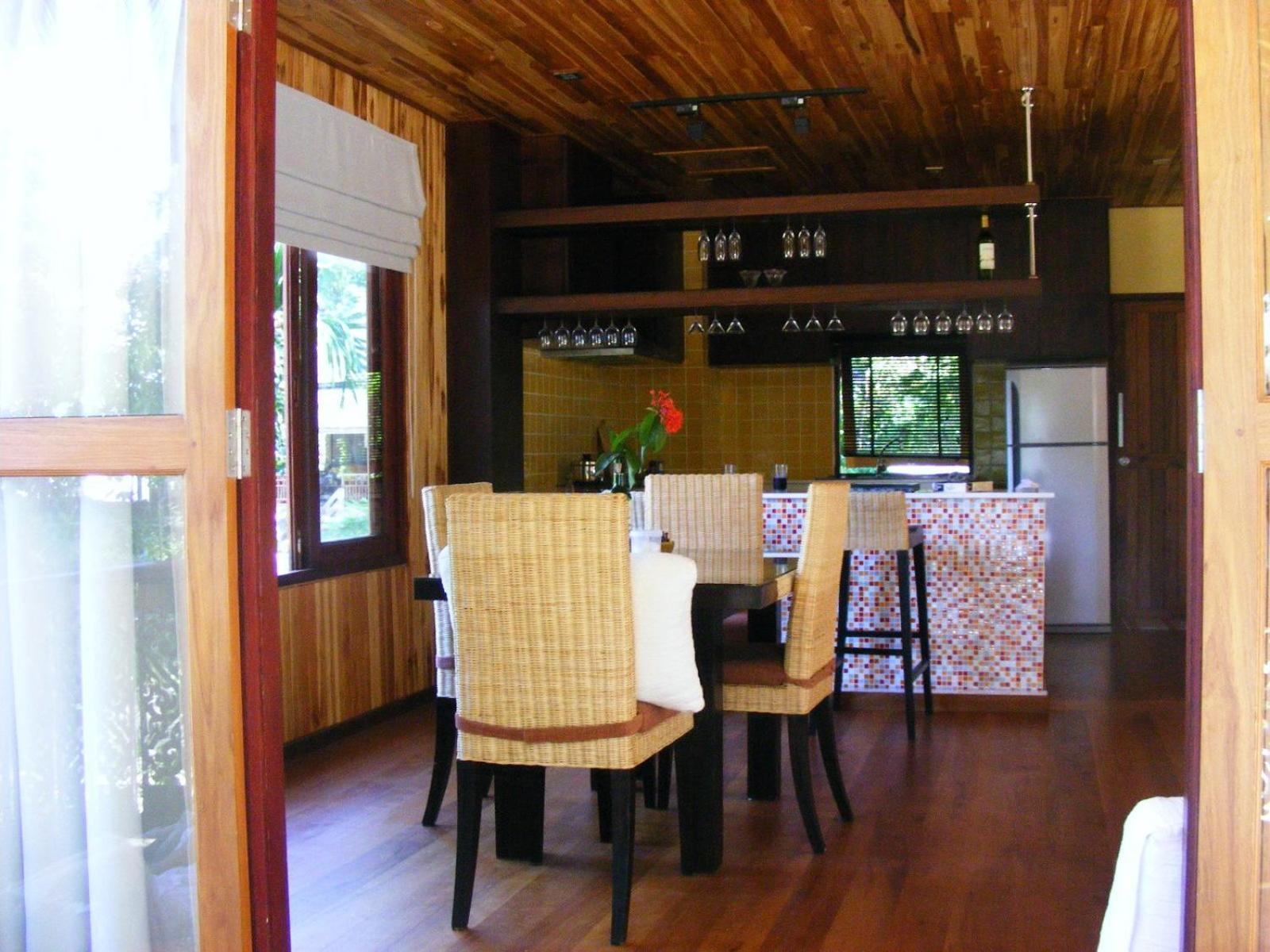 Baan Banyan Villa, Wood House Short Walk To Mae Nam Beach Exterior photo